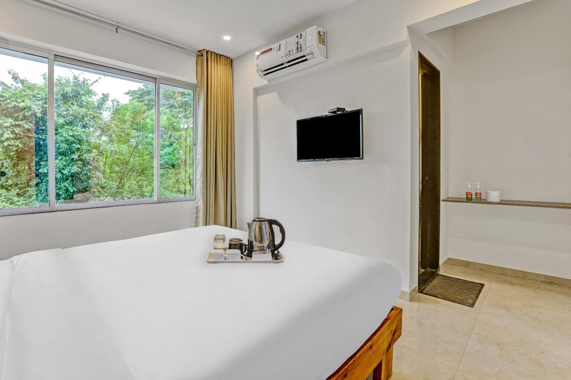 Townhouse Somani Otel Apta Dış mekan fotoğraf