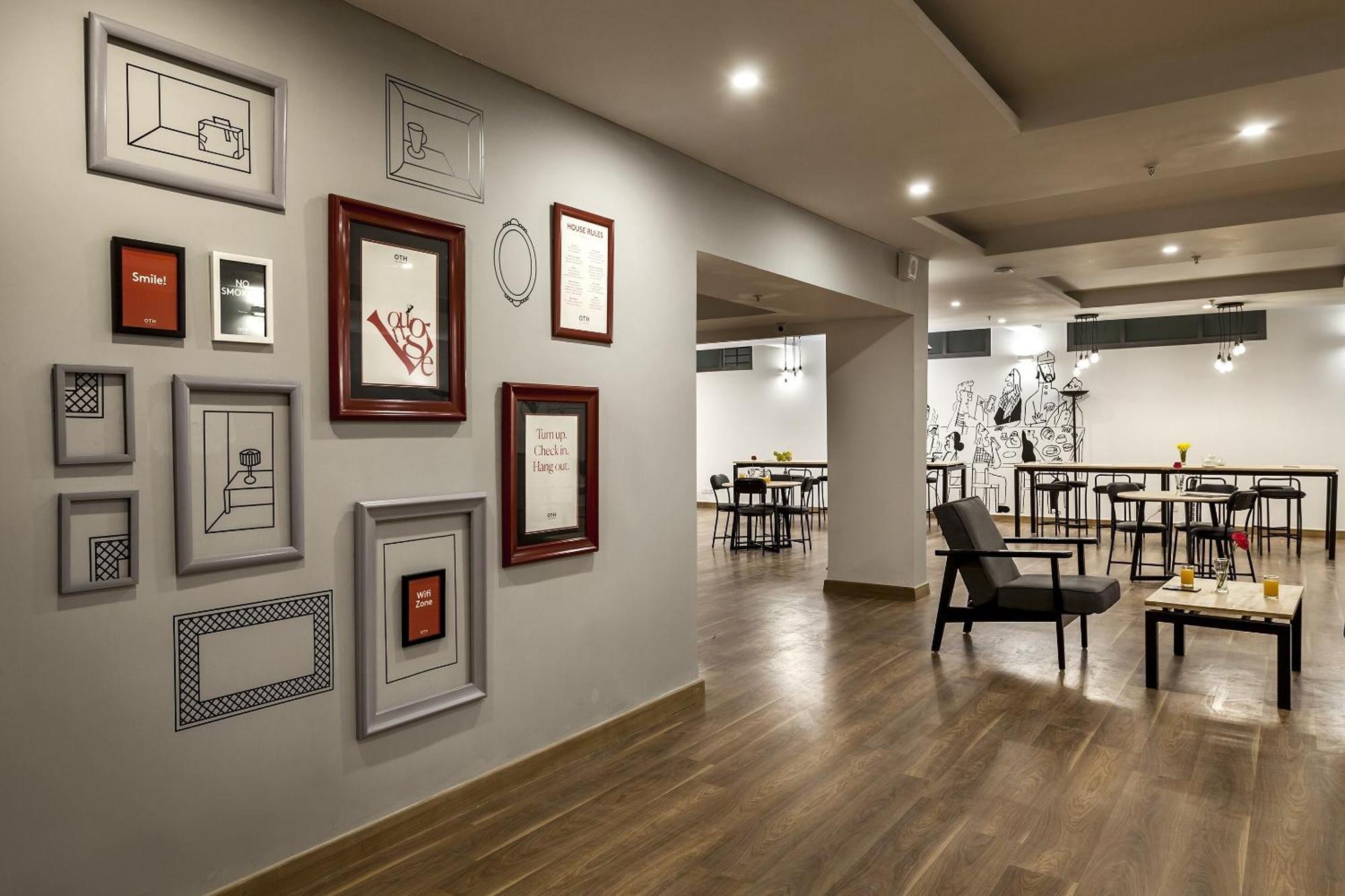 Townhouse Somani Otel Apta Dış mekan fotoğraf
